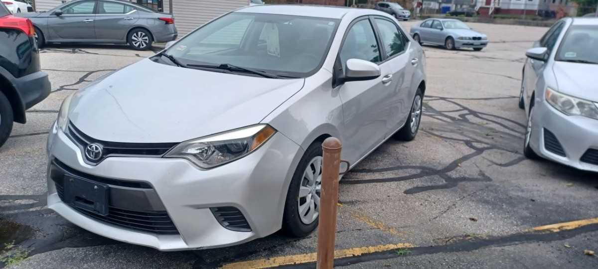 Toyota Corolla Image 1